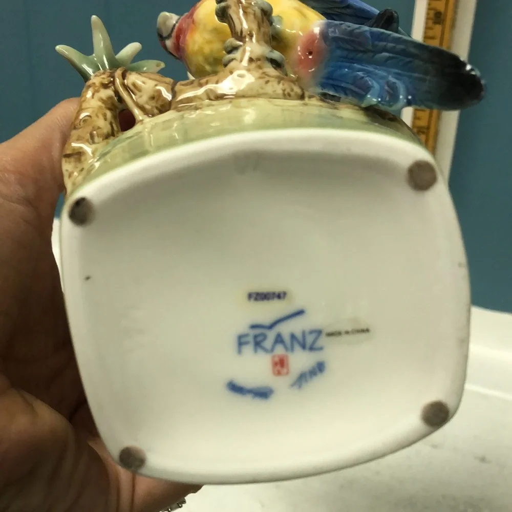 Vintage Franz Collection Paradise Calling Macaw‎ Bird Porcelain 10
